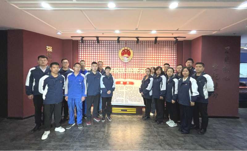 汽貿(mào)公司黨支部開展 &ldquo;強化作風(fēng)建設(shè)  筑牢紀(jì)律防線&rdquo; &mdash;&mdash;深入貫徹中央八項規(guī)定精神學(xué)習(xí)教育主題黨日活動