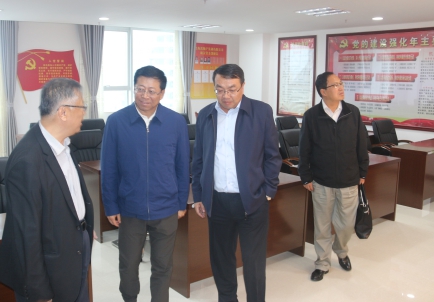 青海省副省長、省國資委黨委書記、主任王黎明，蒞臨省物產(chǎn)集團(tuán)調(diào)研指導(dǎo)工作